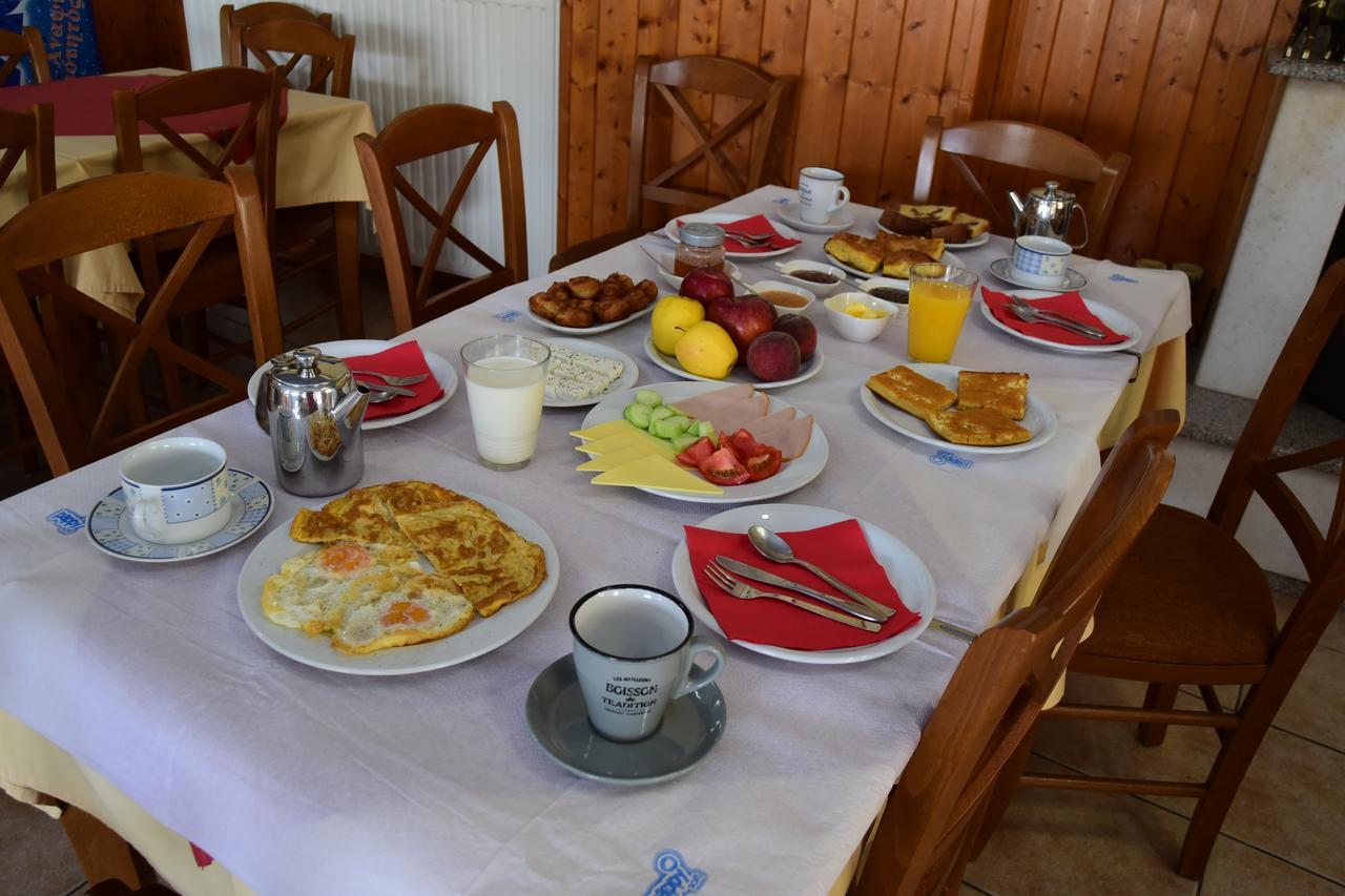 Gkoura Hotel سيراكو المظهر الخارجي الصورة